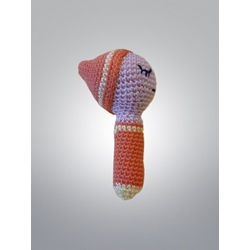 Sonajero niño con gorro colores naranja y amarillo hecho a mano a ganchillo (amigurumi) - Imagen 2